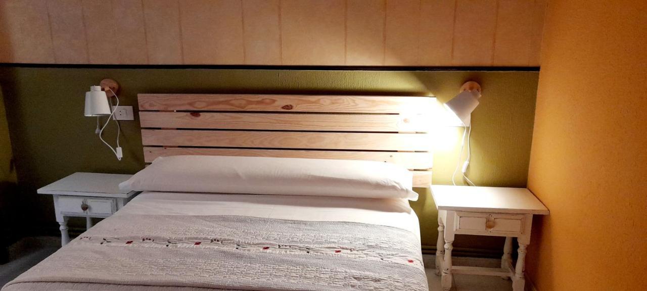 Hostal Quiper Quiroga Esterno foto