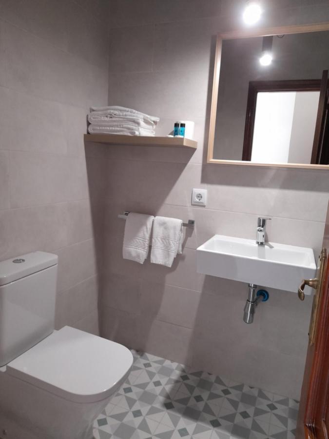 Hostal Quiper Quiroga Esterno foto