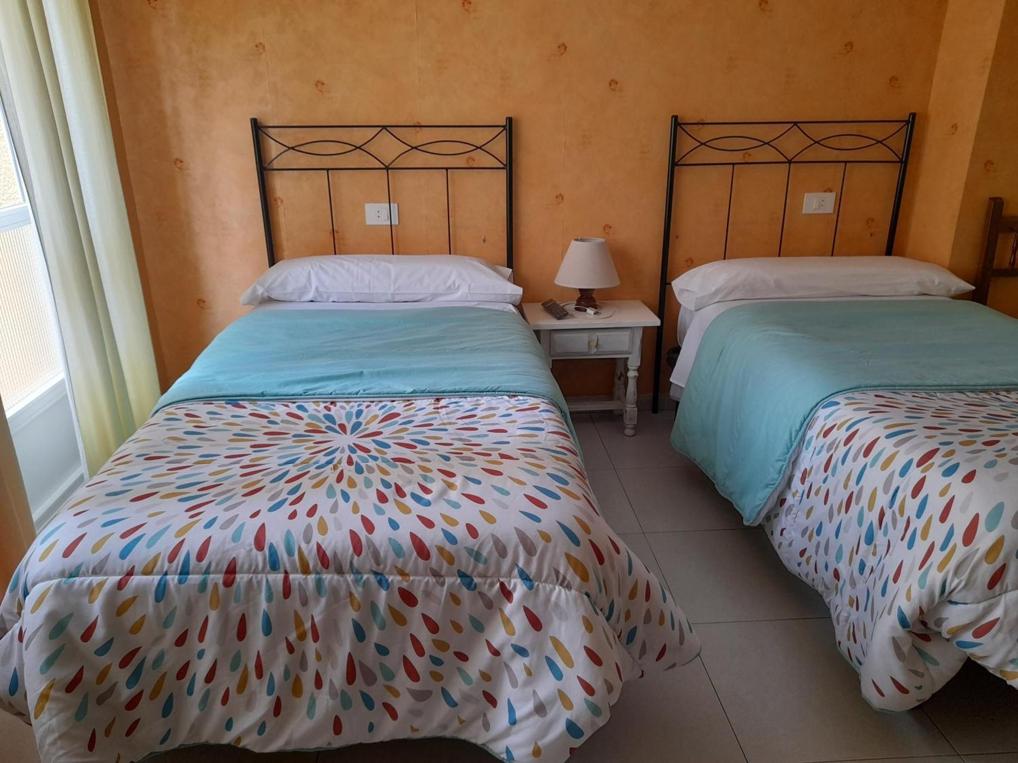 Hostal Quiper Quiroga Esterno foto