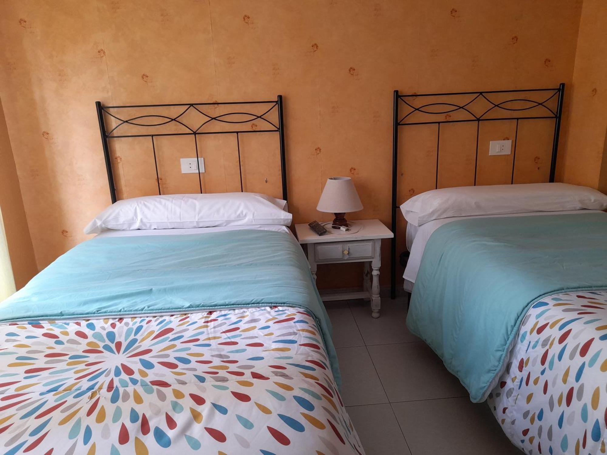 Hostal Quiper Quiroga Esterno foto